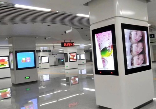 液晶广告机