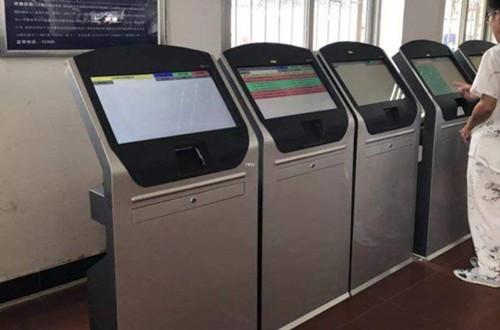 羿睿液晶广告机