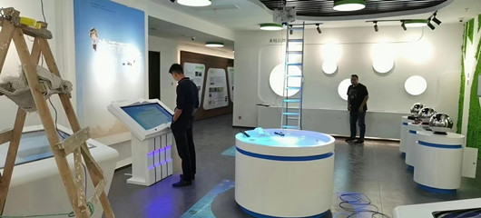 工控触摸一体机